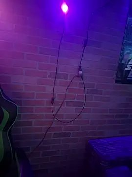 chronic_vibez live cam on StripChat