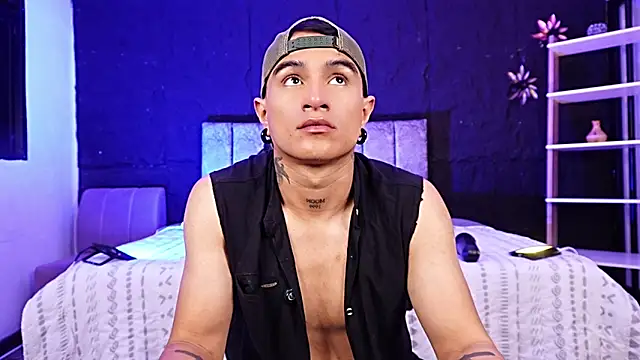 LiamDeep webcam