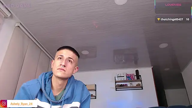 ashely_ryan24 webcam