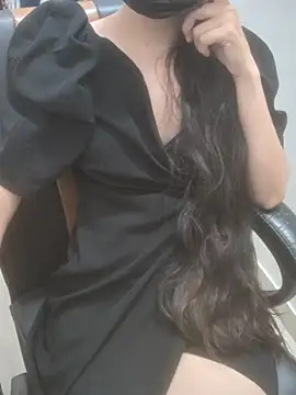 sushmita0 live cam on StripChat