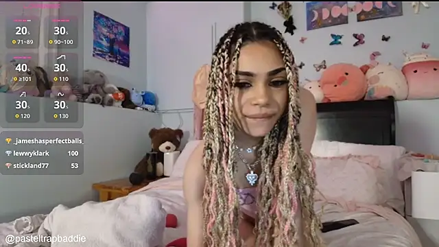 pasteltrapbaddie webcam