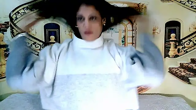 IndianSexcSmyle live cam on StripChat
