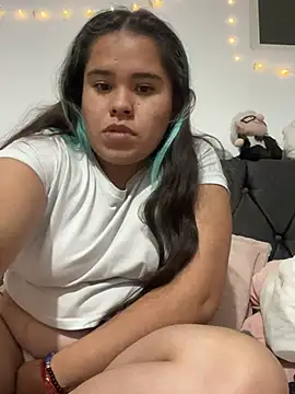 TuGatitaMiau075 webcam