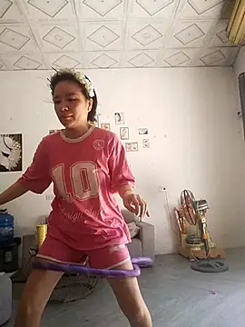 Watch Ivy_Trix2 live on EroticFlix - High definition streams