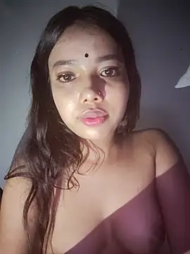 Watch Candyy_crushh live on EroticFlix - High definition streams
