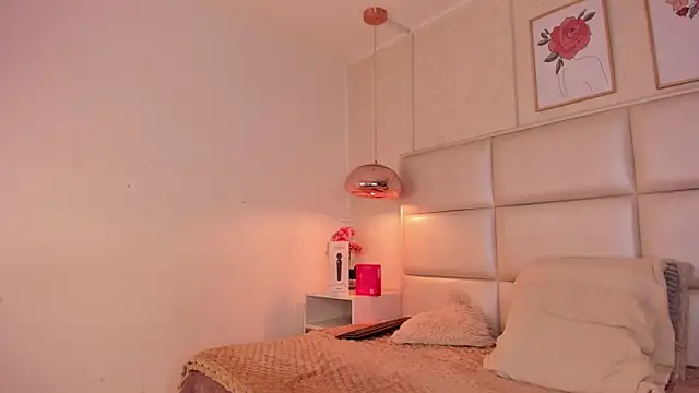 aily_yozuko - Aily_Yozuko's free webcam - UK Sex Cams