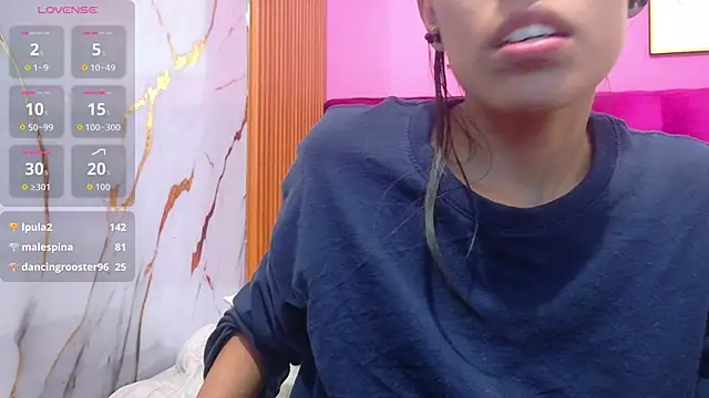 yourcuteneighbourr webcam