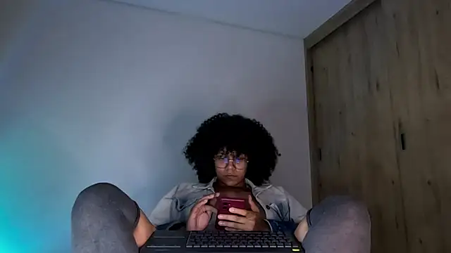 Ale_xandra webcam