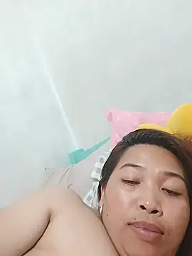 Pinaydreamer18 webcam
