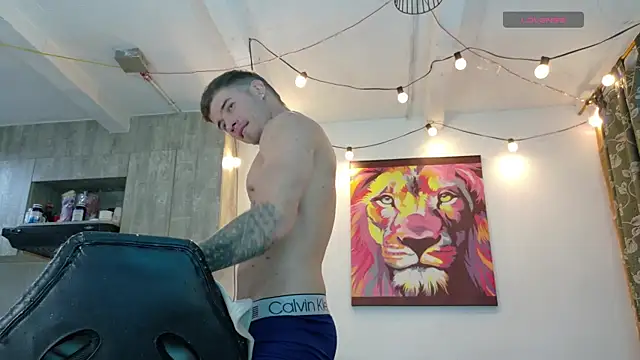 Ryannblue07 webcam