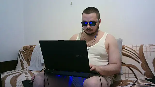 Black_Scorpion91 webcam