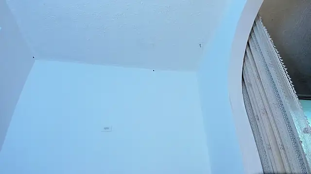 marie_pourtoii webcam