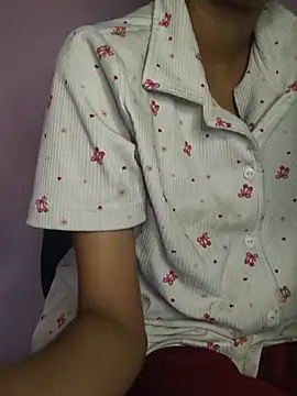Aidakhan1212 webcam