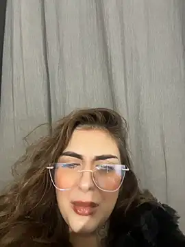 miiabellovic webcam