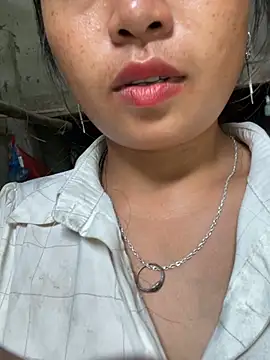 Tryphena webcam
