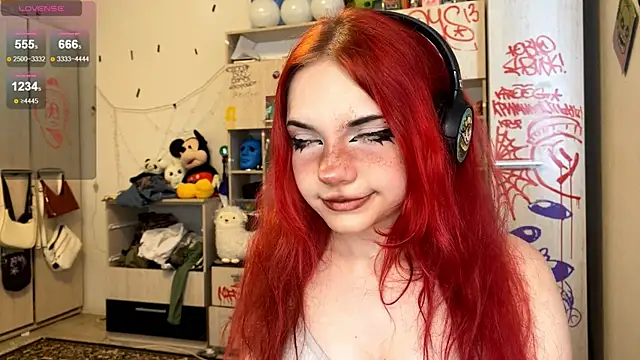 redheadcuteness webcam
