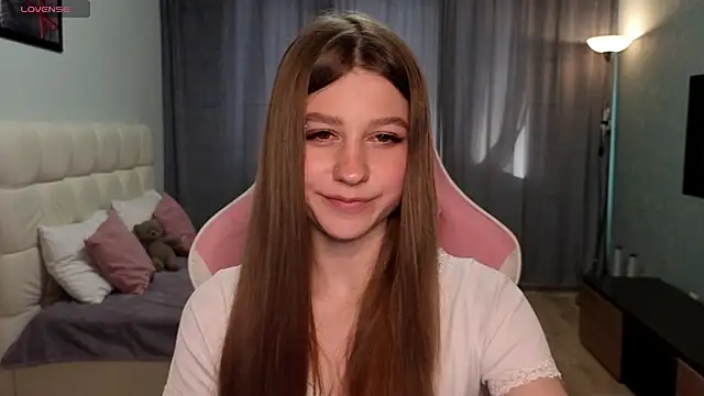 lilymoore69 - Lilymoore69's free webcam - UK Sex Cams
