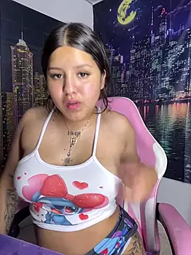 LunaGirl2026 webcam