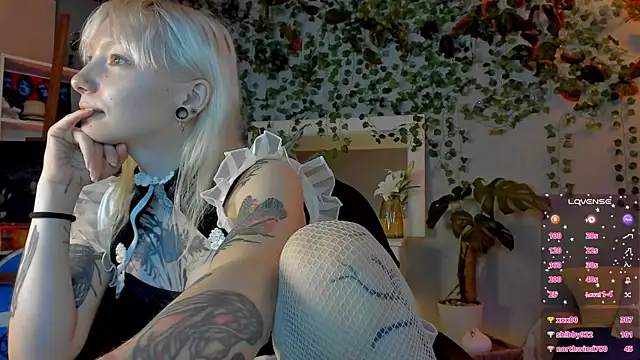 tattoo_art_baby webcam