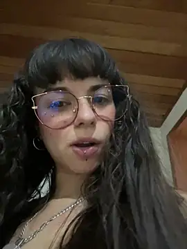 violetasubmissive (F young) - Boobies