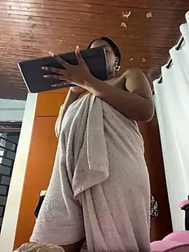 monicasex_ (F young) - big squirt