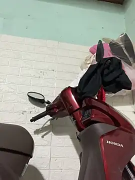 Talaxe_7 live cam on StripChat