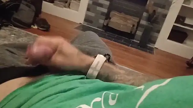 Gain2in1 live cam on StripChat