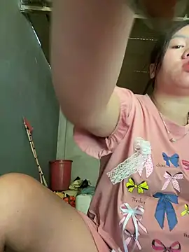 Suki-love live cam on StripChat