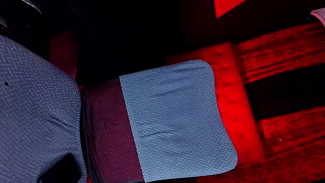 abrilbigcock webcam