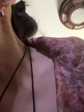yinyin326 Live Webcam on Stripchat