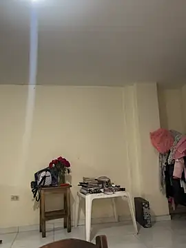 Candy_sr live cam on StripChat