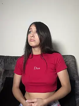 nohemyDream live cam on StripChat