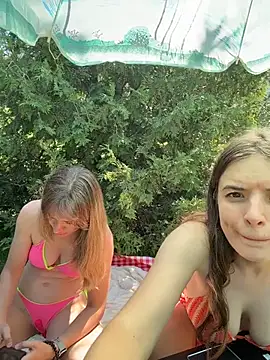 witches_couple webcam
