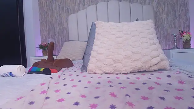raven_lilith_ webcam