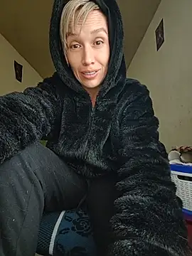 MARILYNKOVANOVA webcam