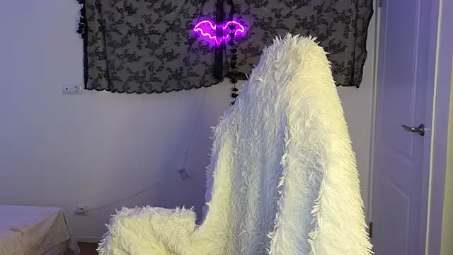 LilithMadden webcam