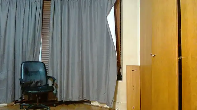 DiamondLuv29 webcam