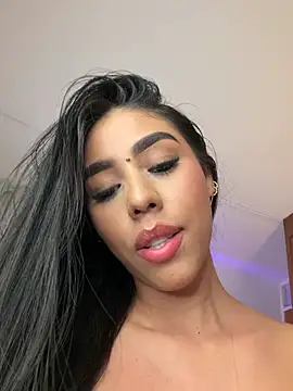 Rossie_Blooms webcam