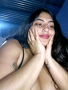 xandra252 (F young) - Juguete anal 5 minutos