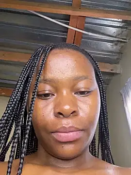 MiyaXo2 webcam
