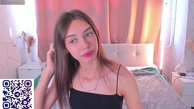 Tiffany-Grace webcam