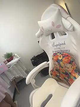 BK_PINK1021 webcam