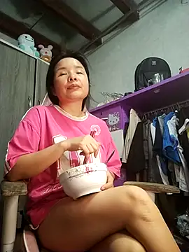Ivy_Trix2 webcam