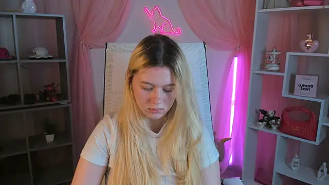 celestinemauriac - CelestineMauriac's free webcam - UK Sex Cams