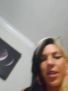 lil_jiggly webcam