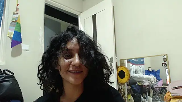 AlinaWoolf_ webcam