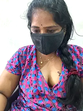 MaaliiiPonuTamil webcam