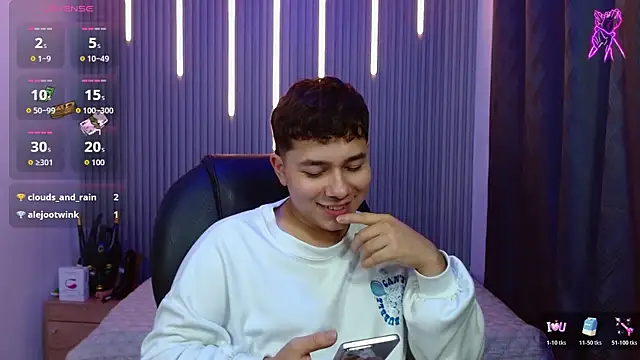 Julian_Smith21 webcam