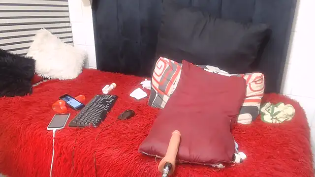 SexySweetCandyX webcam