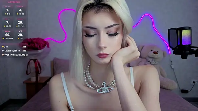 kittysocutie webcam
